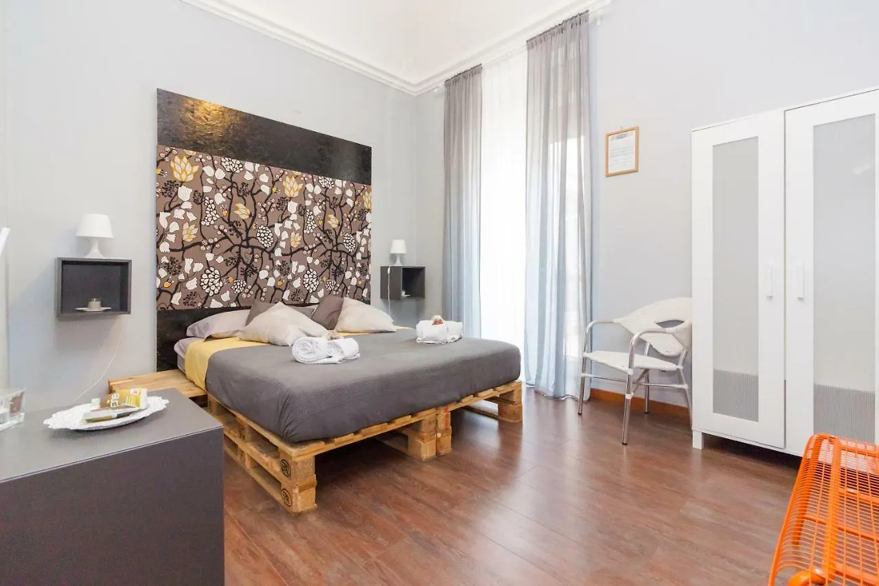 Mansarda In Palazzo D'Epoca Appartement Catánia