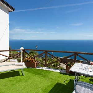 Holidays Perla D'amalfi Vakantiehuis Amalfi